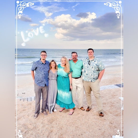 Meet your Posher, Valerie - Picture 2 of 3